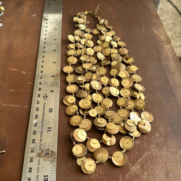 Gold wood and disk light weight layered necklace - Picture 5 of 6